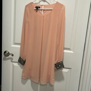 A. Byer Women’s Formal Shift Dress with Chiffon sleeves size small